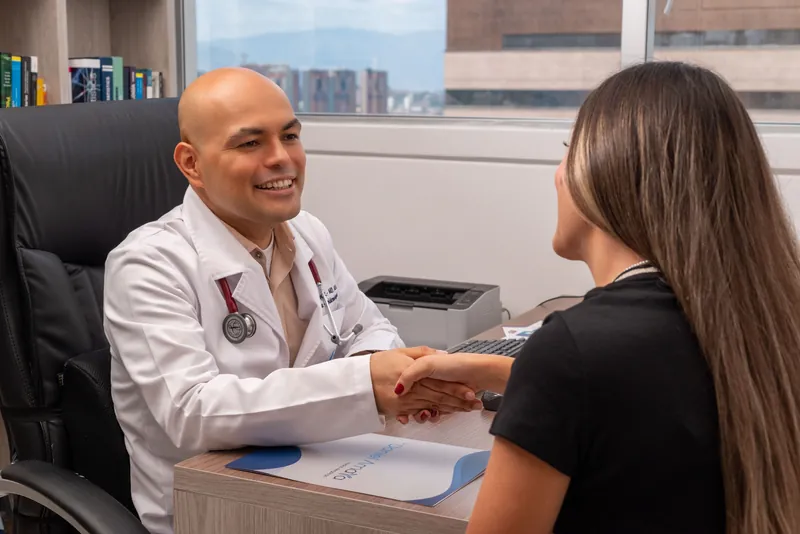 Especialista en alergología Medellín - Dr. Daniel Amaya