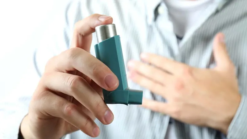 Conoce qué es el asma y su relación con las alergias